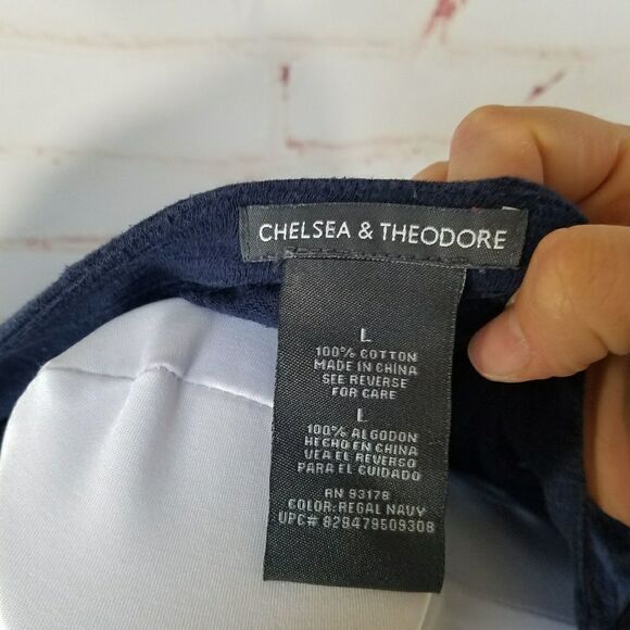 3/$25 Chelsea & Theo top navy blue large - Picture 6 of 6